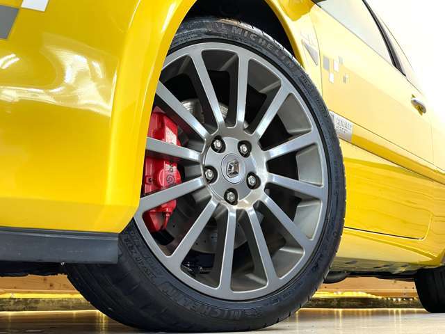 ルノー メガーヌ ルノー スポール230 F1 TEAM R26 2007年 10.8万