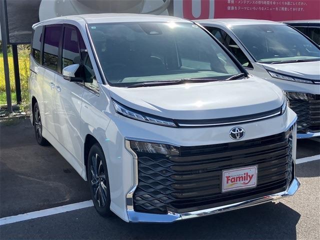 【スタッフの対応が売り】200名以上の個性溢れるスタッフ一同で丁寧な接客を徹底しています！女性スタッフも多数在籍しておりますので、女性の方でも安心！