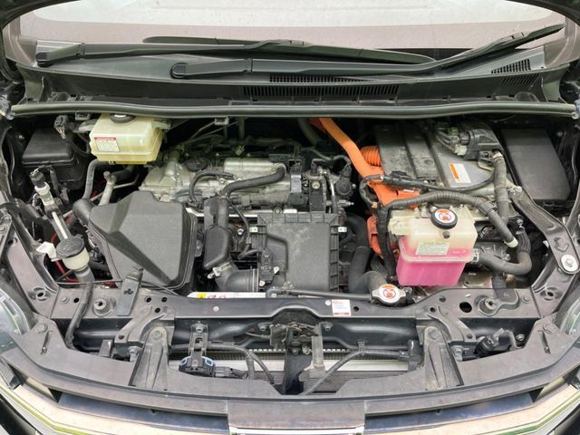 親切・丁寧な専門メカニックスタッフが応対！・車検・点検整備・事故等の修理などアフターサービスも安心。お車のカスタマイズもネクステージのサービススタッフまでご相談ください！