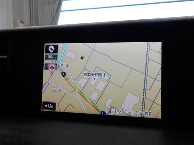 ナビ付なので、遠出の際も道に迷うことはありません♪安心してドライブをエンジョイして下さい♪