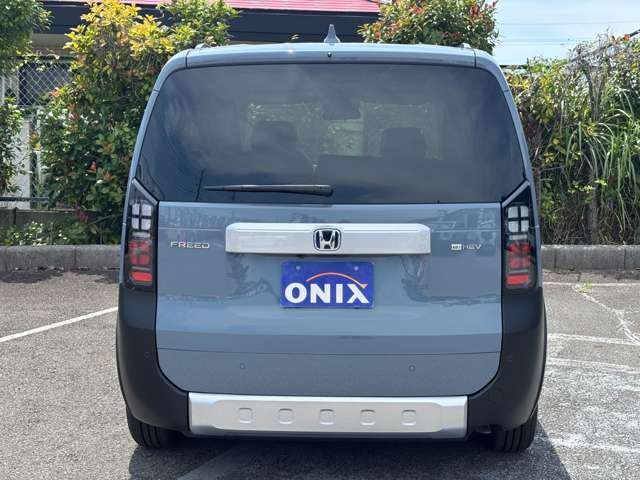 当店はお客様との会話を通じて、ライフスタイルに合ったクルマ購入の実現に尽力します。