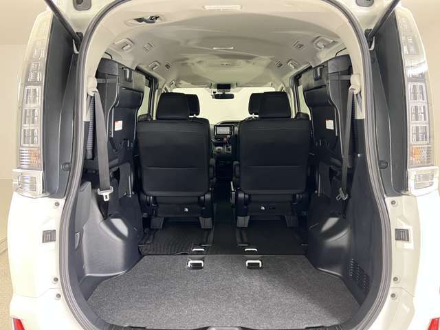 シートアレンジ次第でより多くの荷物を乗せることができます！