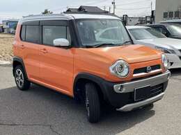 車両の品質管理は室内展示場を完備しておりますので、品質を保った状態の車両をご覧いただけます。