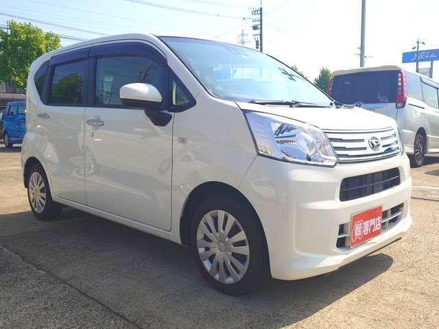 新車と同様の保証（有料）がつけられます。また各地域の店舗に最新の大型整備工場とプロメカニックが常駐しておりアフターメンテナンスもお任せください。