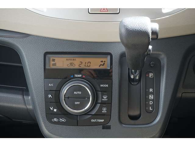 エアコンの動作はチェック済み。クーラー、ヒーターとも問題ありません。