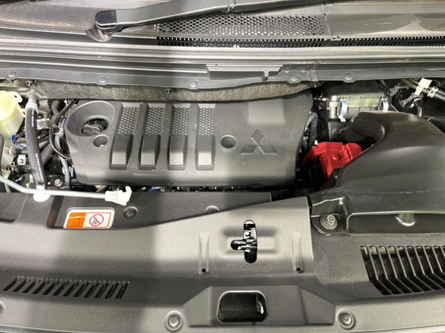 親切・丁寧な専門メカニックスタッフが応対！・車検・点検整備・事故等の修理などアフターサービスも安心。お車のカスタマイズもネクステージのサービススタッフまでご相談ください！