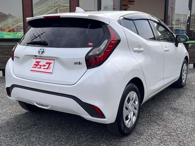大好評のボディコーティング「ウルトラストロングコート」もご納車までに施工可能。レクサス正規販売店でも正式採用のガラスコートです。唯一本物のガラス成分配合でボディを汚れや色褪せから守ります。