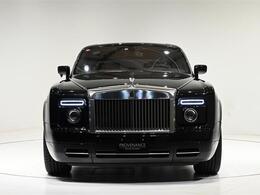 ご納車時の整備はもちろん、ご納車から2年間のプロビナンス保証が付保されます。保証距離は無制限となりますので、安心してお乗り頂けます。