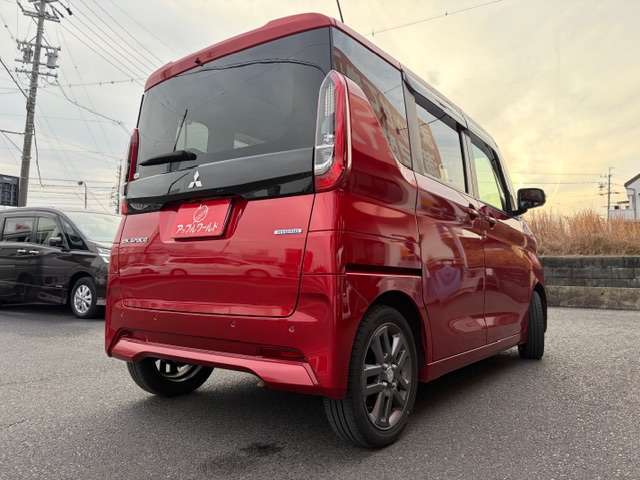 大きなへこみ、擦り傷などはございません！全体的にオススメできる良質なお車です。是非一度ご来店いただきお客様の厳しい目でお確かめ下さい☆