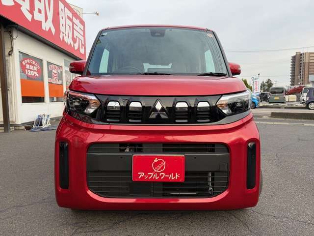 実車を画像加工無しで掲載しております。実際にご覧頂きましても、画像そのままの状態でご来店頂けないご遠方のお客様にも安心して購入できたとのお言葉を多数頂いております。