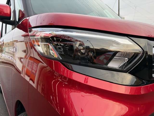 LEDヘッドライトもキレイです。