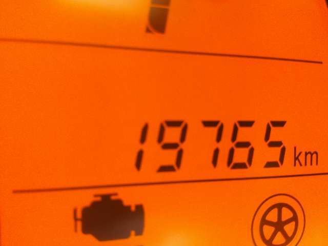 距離 19，755 km・検査2年ついてますので安心です！！！