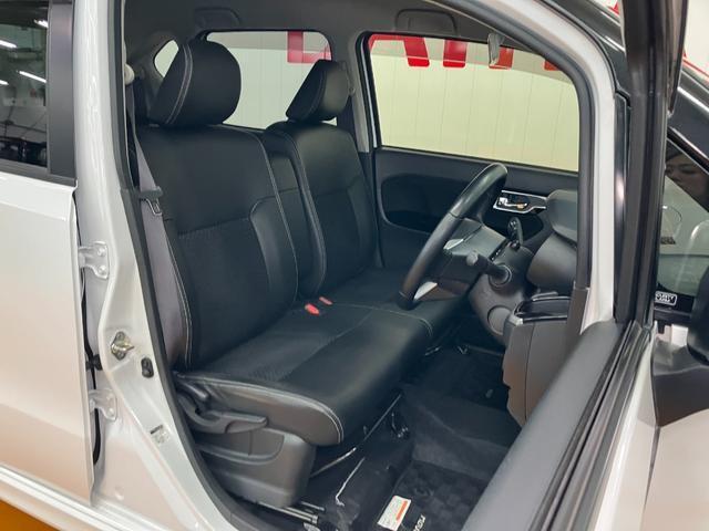 運転席広々