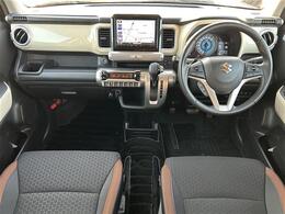 【　前席全体　】落ち着きのある内装です！