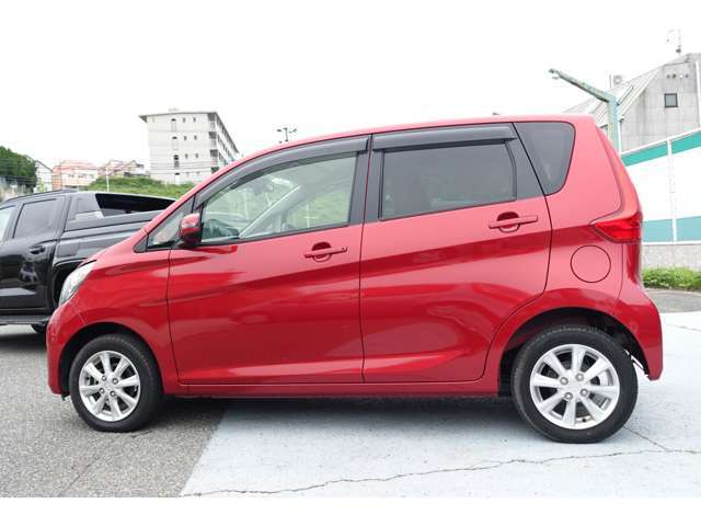 店舗にて現車の確認もいただけますので、お電話で在庫のご確認の上是非ご来店くださいませ！！店舗直通電話　078-753-3933