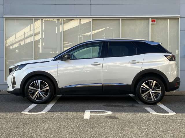 当店は東京都足立区入谷にございます。お車でお越しの際は首都高速川口線「加賀」または「足立入谷」出口をご利用ください。