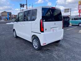 自社指定工場の車検のコバック秋田飯島店と車検のコバック秋田八郎潟店で幅広いエリアのお客様をサポートいたします。