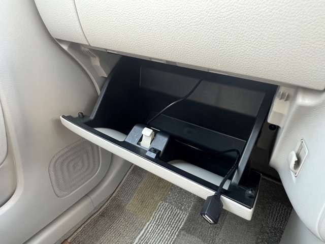 【グローブBOX】車内の整理整頓に必要不可欠なグローブボックス！
