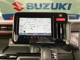 メーカー装着の9インチHDディスプレイナビを装着！大画面で高精細な液晶を使っていいるので地図もわかり易く画面もキレイ！