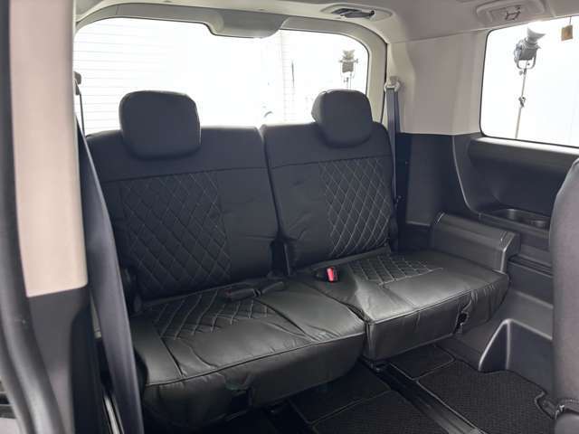 ソフトパッドを使用した内装は触り心地も良く高級車ライクな質感◎以前のデリカよりもずっとグレードアップを感じる◎