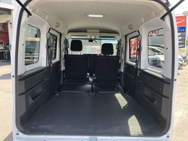 気になる車両がありましたらお電話でご連絡をお願いいたします。通話料無料0078-6002-895352