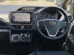 【インパネ全体】全方位で視界が広く、高い目線で運転もしやすいです！