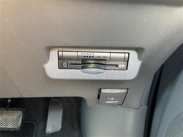 気になる車はすぐにお問い合わせください！画面右側の0078から始まる無料ダイヤルからお問い合わせ下さい！専門スタッフがお車のご質問にお答えいたします！