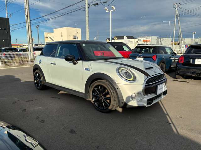 ご納車前に360℃チェック項目点検をおこないます。車両本体を構成する部品や製造上より不具合が発生しましたら保証期間を条件とし交換させて頂きます。