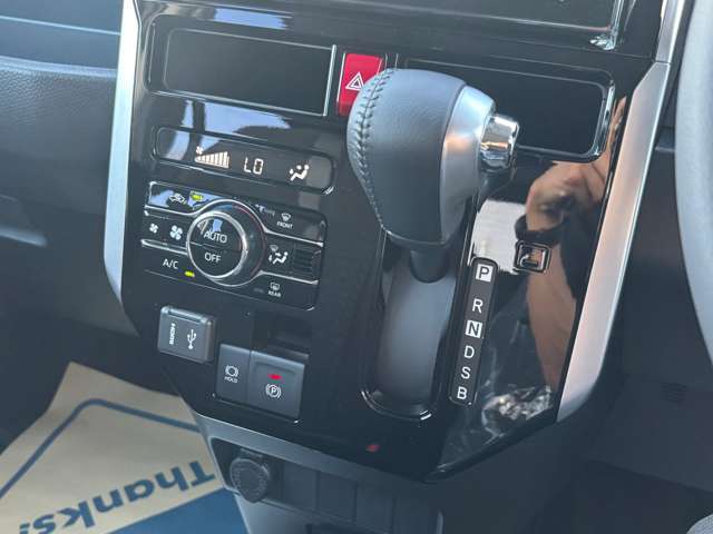 熊本中古車販売 ルマンα【アルファ】は、常にお客様の満足を考え、サービスを提供させていただいております。