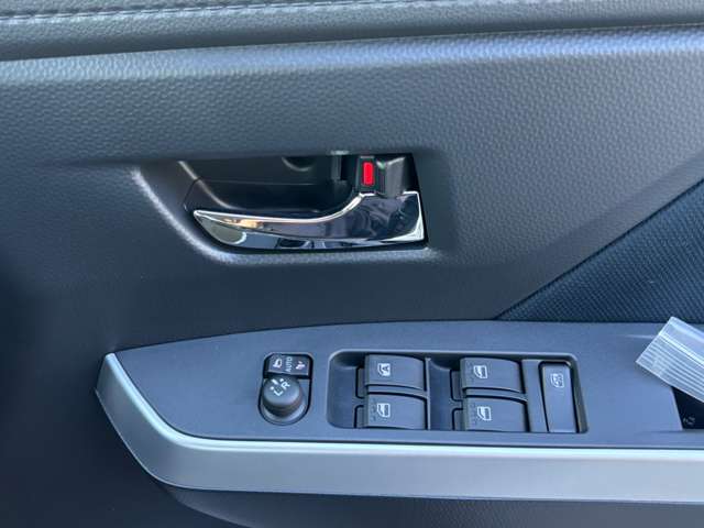 お客様が長く、安心して乗ることができる車を販売することを心がけております。