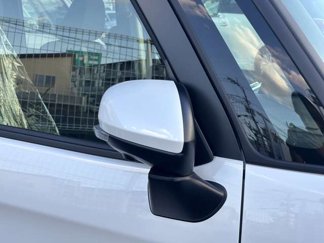 展示車両に関しましても、全ての取り扱いの車に対して厳しくチェックしております。
