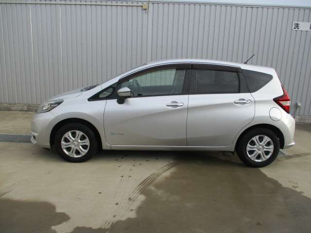 内容充実の日産自動車保険が用意してあります　ご相談ください