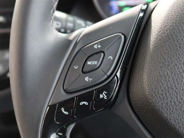 ドライバーに寄り添う快適な操作フィールをもたらすステアリングです。