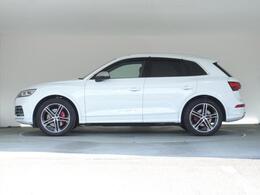 レーンアシスト…車線監視システム一定のシチュエーションでウィンカー出さないで車線を逸脱した際ドライバーに警告を発し安全を促します。