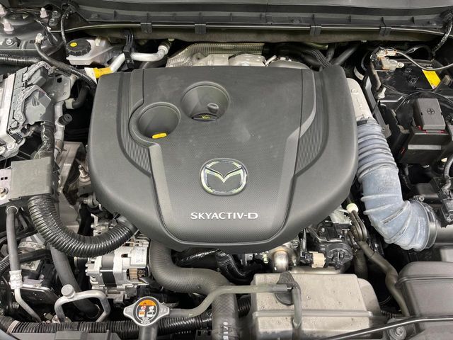 親切・丁寧な専門メカニックスタッフが応対！・車検・点検整備・事故等の修理などアフターサービスも安心。お車のカスタマイズもネクステージのサービススタッフまでご相談ください！