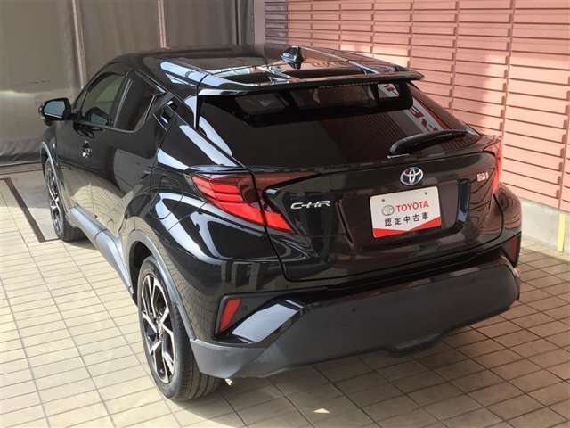 他にも画像がございますので、是非ご覧いただければと思います。より詳しくお車をご覧いただけます。
