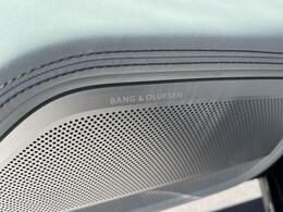 Bang＆Olufsenサラウンドシステム『デンマークが世界に誇る高品質サラウンドシステム。クリアでダイナミック。そして臨場感溢れる上質なサラウンドサウンドをドライブ中にご体感いただけます。』