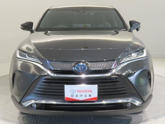 「フロントマスク」です。車の印象を決めるのは【顔】。この車の顔つきは、きっとあなたにピッタリ！？