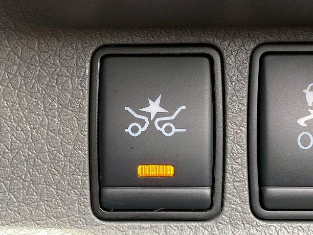 【エマージェンシーブレーキ】お車の安全を守る衝突軽減ブレーキです！ドライバーのミスや疲れをカバーして、事故を未然に防ぐ安全装備です☆