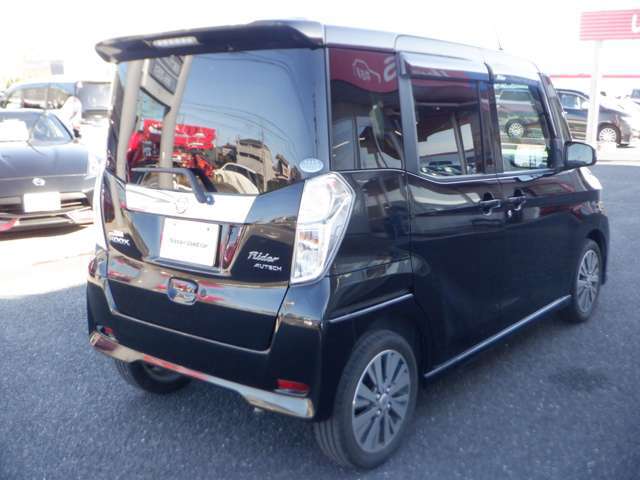 全国各地に登録納車配送可能です。なお全国の日産店にて整備、保証対応可能。