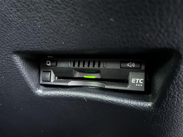 【　ETC　】今やカーライフにおける重要性はナビにも匹敵するのではないでしょうか？セットアップを行うことで利用可能になります！