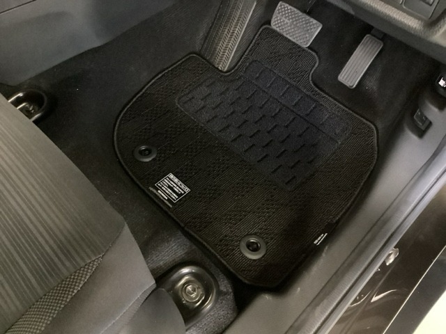 新品マット