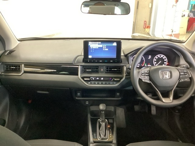 ホンダセンシング機能では衝突軽減ブレーキや、安全運転を支援する機能が盛りだくさん！毎日の運転に安心を届けます