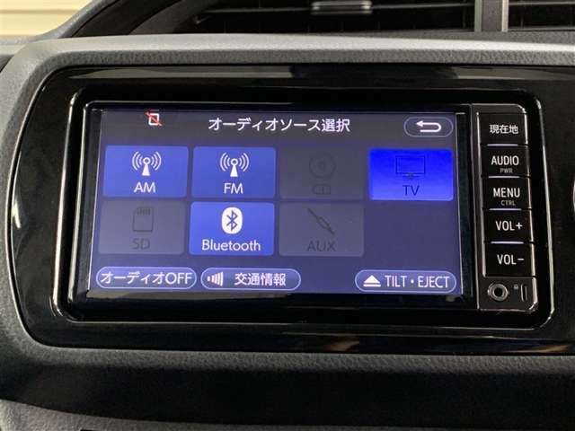 ワンセグテレビ、CD、Bluetoothオーディオなどが楽しめます。