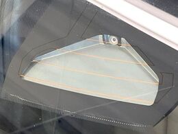 【トヨタセーフティセンス】走行中に前方の車両等を認識し、衝突しそうな時は警報とブレーキで衝突回避と被害軽減をアシスト。より安全にドライブをお楽しみいただけます。