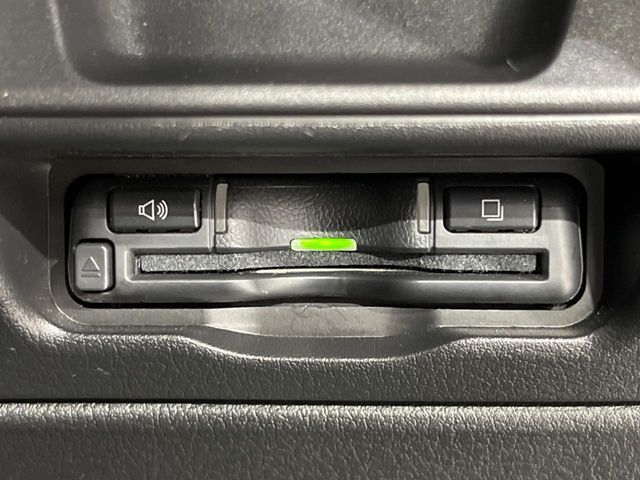 【ETC】高速道路の料金所をストレスなく通過！話題のスポットやサービスエリアに多い「スマートIC」利用時は必須のアイテムです。当店でセットアップを実施、ご納車当日からすぐにご利用いただけます！