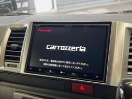 【大画面ナビ】人気の大型ナビを装備。存在感のある大画面はインパクト大！ナビ利用時のマップ表示は見やすく、テレビやDVDは臨場感がアップ！いつものドライブがグッと楽しくなります♪