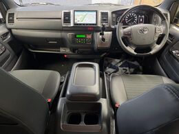 グループ総在庫数約30，000台！！全国の系列店からメーカー・車種問わずご紹介出来るので、あなたにピッタリのお車が見つかるはずです♪まずはお問い合わせ下さい☆