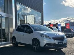 専門のサービススタッフに専用テスター。ご納車前の点検整備から、アフターサービスまで、お任せ下さい。