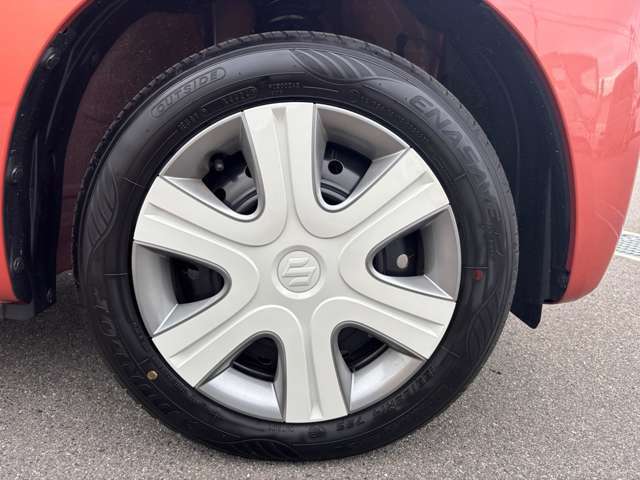 車もバイクも自転車も、タイヤはとても重要なところです！　我々にとっては、履き物と同じですから！　（^^♪